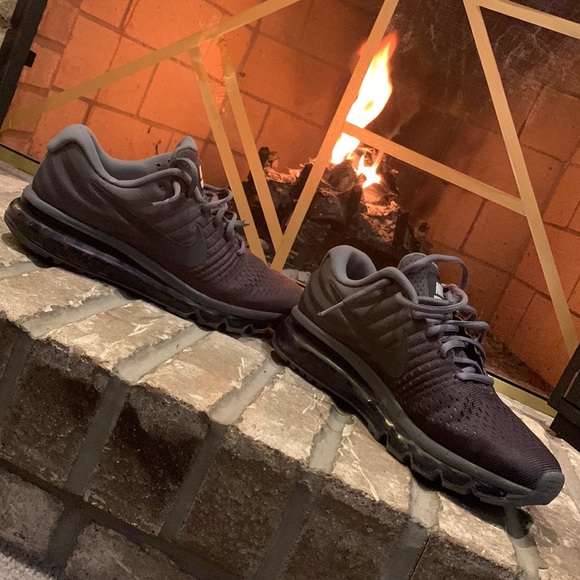 Nike Air Max 2017 - Picture 7 of 11